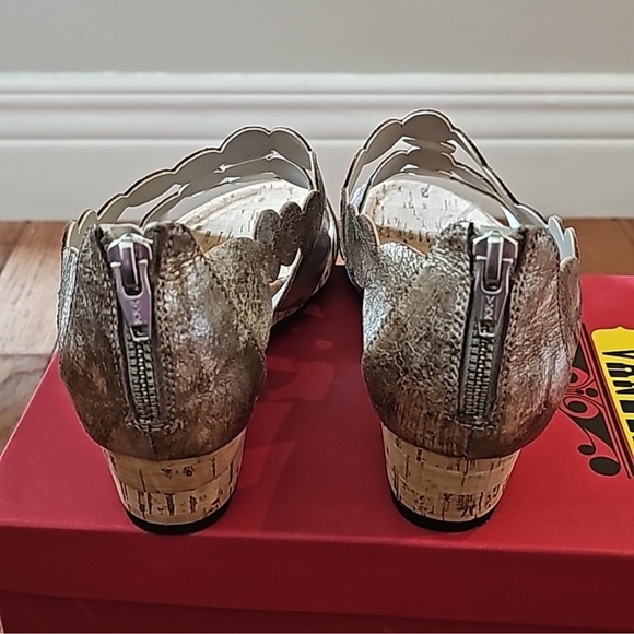Vaneli Kelcie Palepit Gesakid Sandals Heel Wedges New in Box - Picture 8 of 9